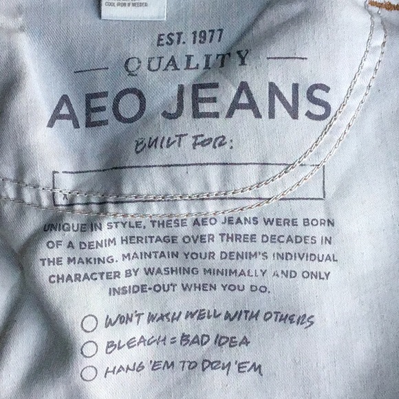 American Eagle Relaxed Straight Jeans - Picture 9 of 9